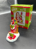 Dept 56 804154  A Great Grinchy Trick, Whoville Village Who-ville Christmas Rare Limited Like New