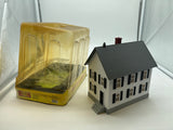 MTH Railking 30-90338 Light Blue & White Row House 1 O SCALE Used Excellent Damaged Box