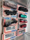 American Flyer Lionel New York Central NYC 4-8552 GP-9 Diesel Locomotive & 9 Freight Cars Set (4-9005, 4-9206 x2, 4-9106, 4-9706, 6-49001, 4-9404, 4-9209, 4-9713) S SCALE Like New