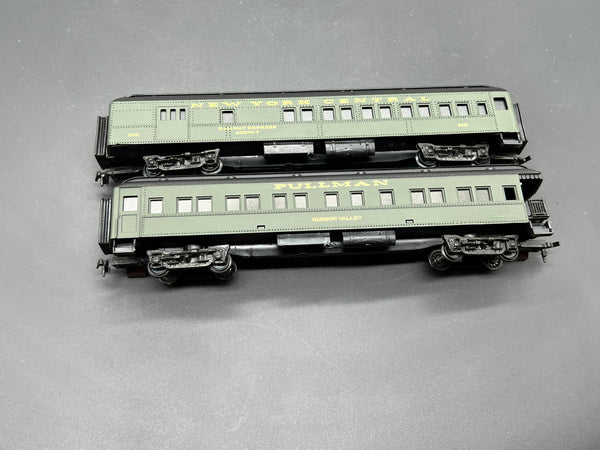 HO Scale Bargain Car Pack 32: 2 New York Central and Pullman Passenger Cars HO SCALE USED