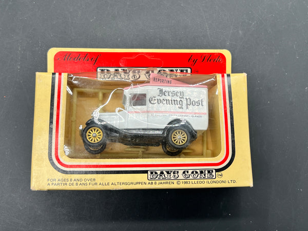 Days Gone By 1:35 scale Jersey Evening Post van