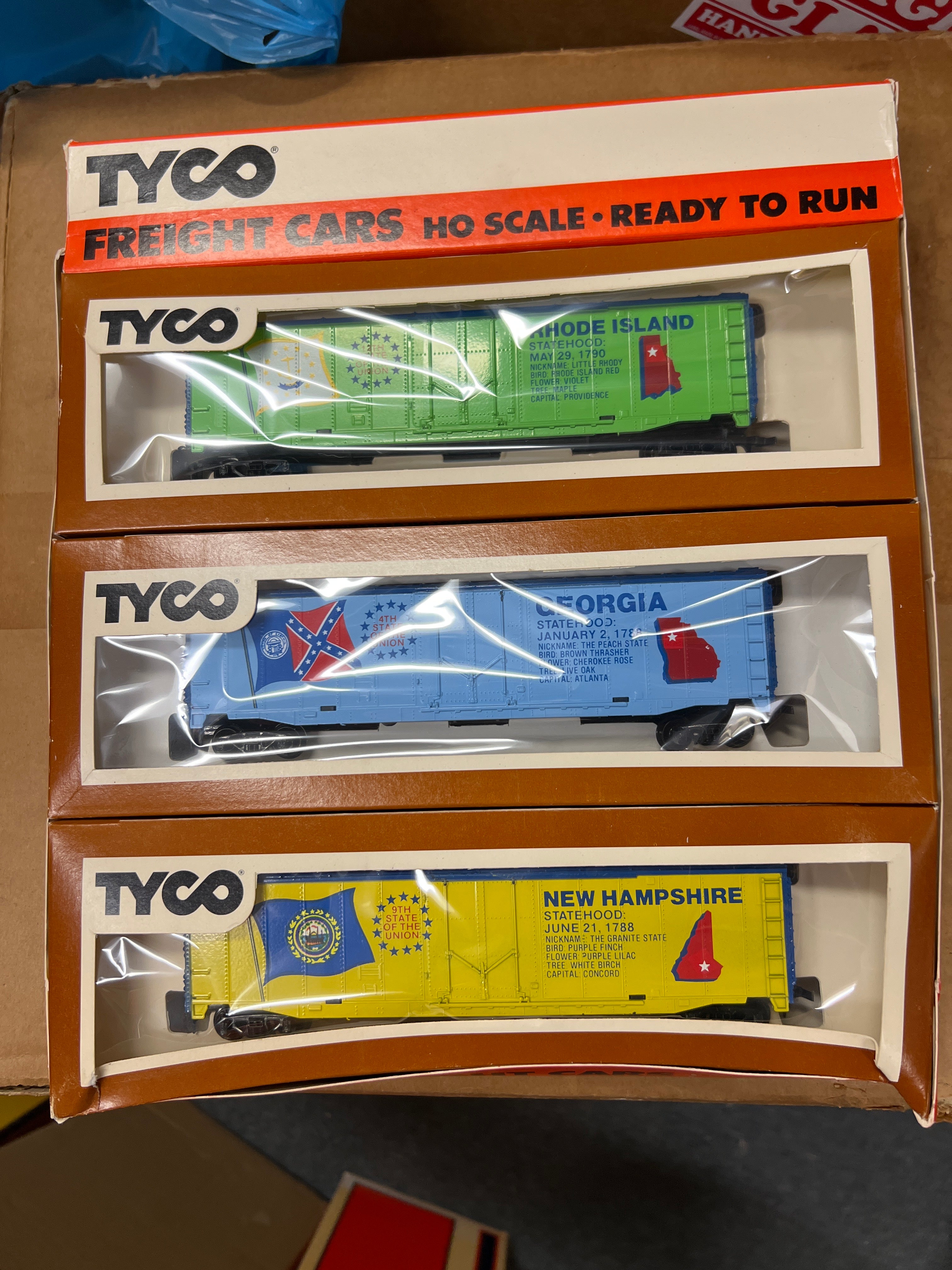 Tyco 47 Bi-Centennial freight cars Rhode Island Georgia New Hampshire Tyco 47 Bi-Centennial freight cars Rhode Island Georgia New Hampshire