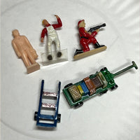 O Scale Figure Pack Workers and accessories USED AS IS