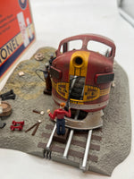 Lionel 6-34144 Santa Fe Scrap Yard O SCALE Used Damaged Box as is
