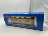 Atlas 8116-2 Steam Era Classics College Inn 40' Woodside Reefer 3 Rail O SCALE Used Excellent