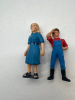 Set of 2 Figures #003 G SCALE Like New No Box