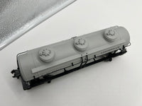 MTH Railking 30-7008B Louisville & Nashville 3-Dome Tank Car - L&N . O SCALE Like New