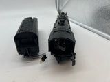 Lionel 6-8615 L&N Berkshire 2-8-4 steam locomotive and tender O SCALE Like New Damaged Box