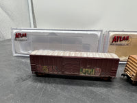 Atlas Set of 2 Graffiti Boxcars N SCALE WEATHERED AS IS Used Excellent