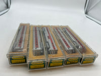 Minitrix Set of 5 Santa Fe ATSF Passenger cars silver/ red N SCALE Used Excellent Damaged Box