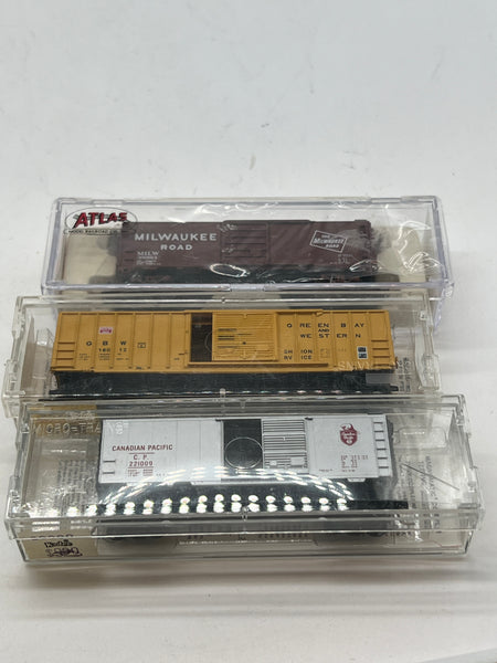 Set of 3 Assorted Freight Cars 002 -- CP, Milwaukee, Green Bay-- N SCALE Like New