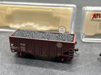 Atlas set of 2 Hoppers misc freight cars -- Western Maryland lehigh valley weathered N SCALE WEATHERED AS IS Used Excellent