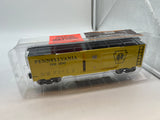 Menards 279-5331 Pennsylvania Railroad PRR Yellow Boxcar O SCALE Like New