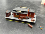 Bachmann 7301:300 Freight Station Vintage N SCALE Used Damaged Box