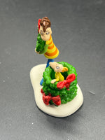 Dept 56 #4032212 The Grinch "Who is in the wreath" Rare limited Like New