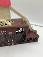 Lionel 6-2306 operating icing station and Pacific Fruit Express ice car O SCALE Used as is Damaged Box