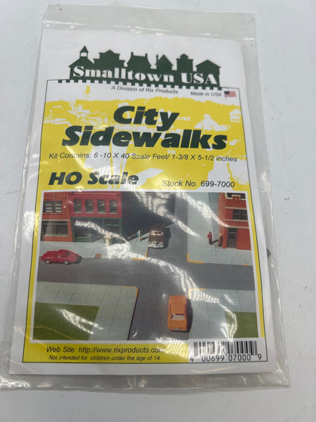 Smalltown usa 699-7000 city sidewalk kit  ho scale NEW