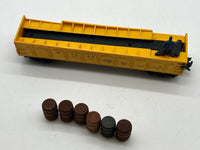 Lionel Postwar 3562-50 ATSF Santa Fe Yellow Barrel Car w 6 Barrels O SCALE Like New No Box