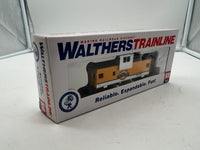 Walthers 931-1529 Denver and Rio Grande D&RG wide-vision caboose #01509 HO SCALE Like New