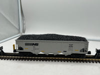 MTH Railking 30-75442 Norfolk Southern RailKing 4-Bay Hopper Car w/ Yellow EOTD O SCALE Like New