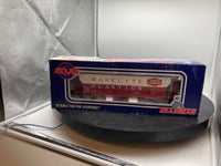 Atlas 828-1 O Trainman 3 bay ps-2 Hopper car. Union Carbide #5033 [ 3 rail]