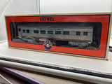 Lionel 6-25130 Santa Fe streamliner coach car O scale Like New