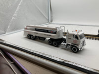 1/43 1:43 Iconic Replicas - 1959 International tanker Phillips 66 #43-0137 O SCALE Like New