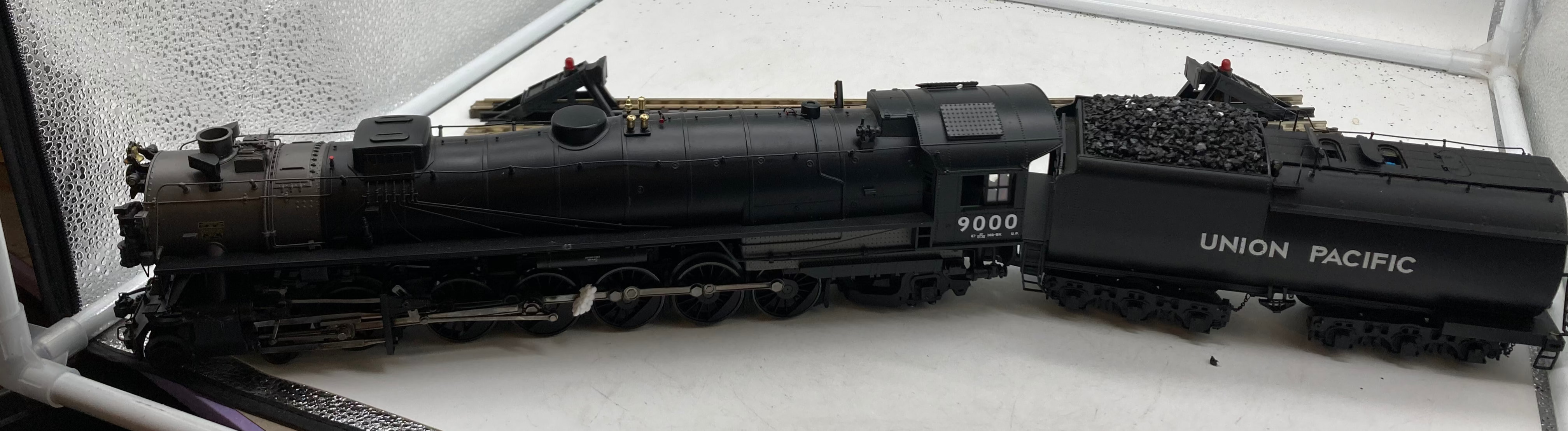 MTH Premier 20-3293-1 Union Pacific 4-12-2 Steam Engine - Union Pacifi