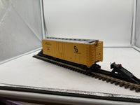 Lionel Chesapeake and Ohio standard O scale reefer car 6-17303 C&O freight NEW Damaged Box