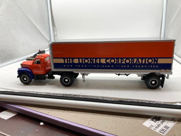 First Gear Lionel electric trains 19-0116 1960 model B-61 Mack tractor and trailer 1:34 scale NEW