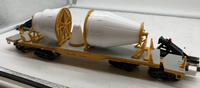 Lionel Union Pacific heavy duty flat car with rocket load O-scale #50022 NASA O SCALE NEW