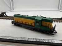 Ho scale ahm 5012b cnw chicago northwestern gp18 diesel locomotive with Dummy #1745 5012B NEW