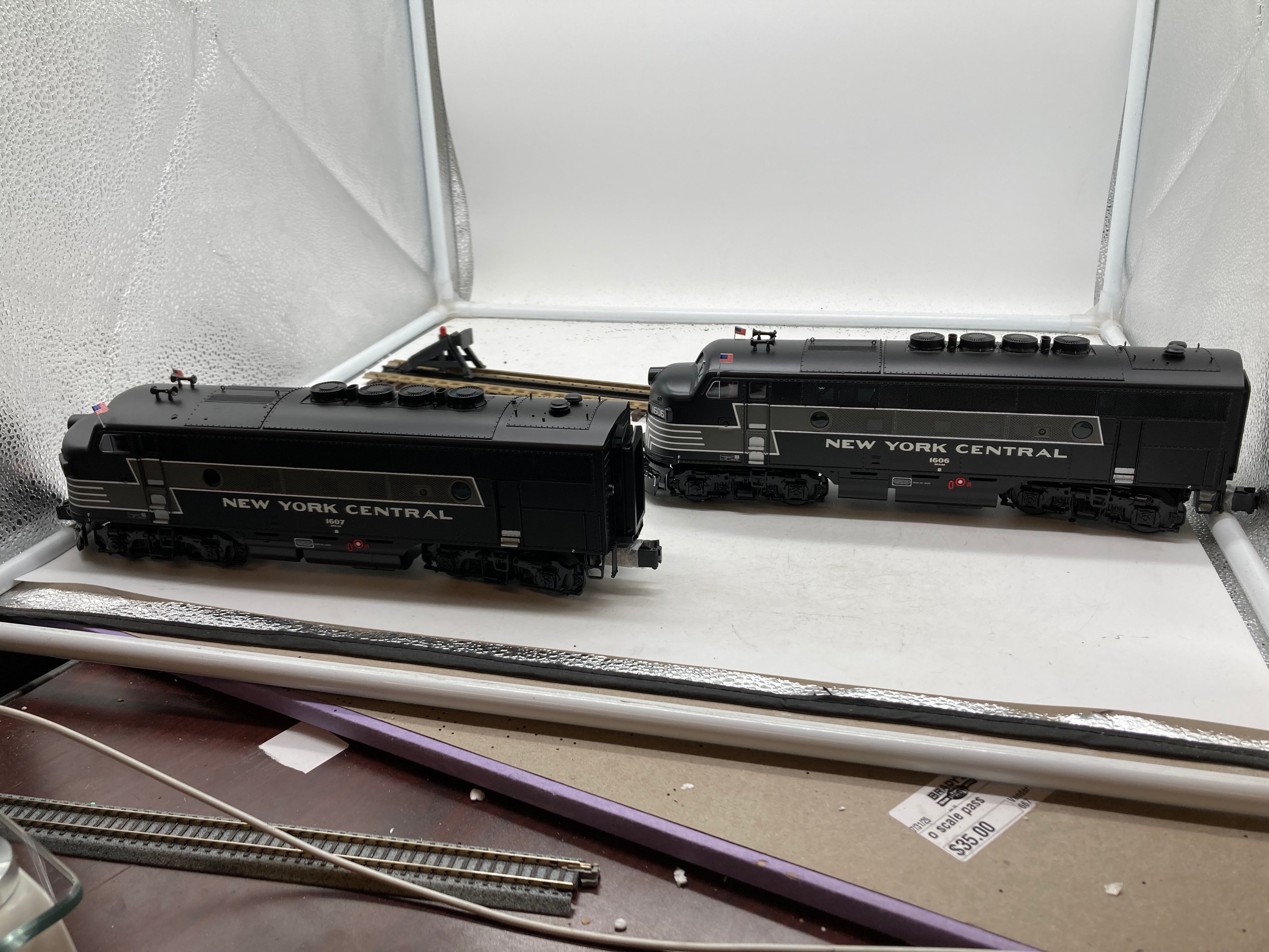 Lionel 6-14552 NEW YORK CENTRAL TMCC F3 DIESEL A-A (PWR A #1606, DMY A
