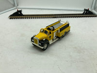 MTH Railking 30-50035 Yellow Die-Cast Fire Truck O SCALE NEW