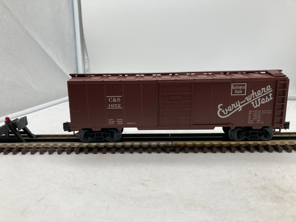 Weaver 1652 O SCALE Burlington RTE. Steel side box car Like New