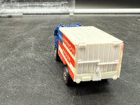 Hot Wheels American Hauler 1973 Moving Truck Coast to Coast Hong Kong 1:64 Scale