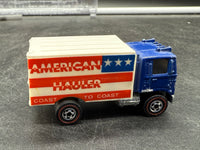 Hot Wheels American Hauler 1973 Moving Truck Coast to Coast Hong Kong 1:64 Scale