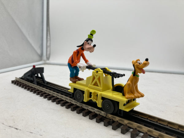 Lionel 6-18425 O gauge Disney Goofy and Pluto operating handcar O scale NEW