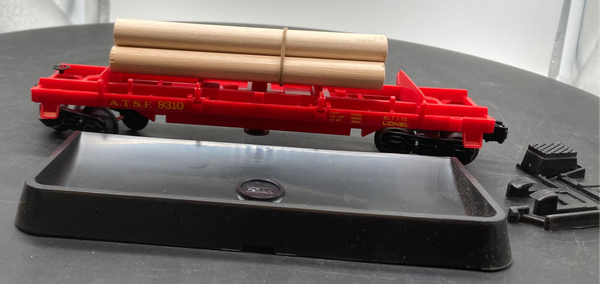 Lionel 6-9310 santa- Fe operating log dump car O SCALE Like New
