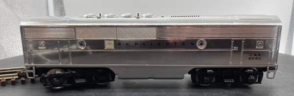 Lionel 6-8062 Burlington F-3B Chrome Non-powered Dummy Unit O SCALE Used Excellent Damaged Box