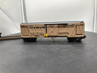 Lionel 6-19800 operating cattle car and stockyard O SCALE Like New Damaged Box