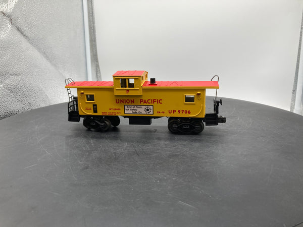 Lionel 6-19706 Union Pacific UP Caboose With Smoke O Scale Like New