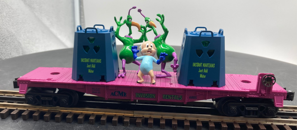 Lionel 6-16754 Porky Pig And 2 Instant Martians Flat Car Blinking Load O SCALE Like New