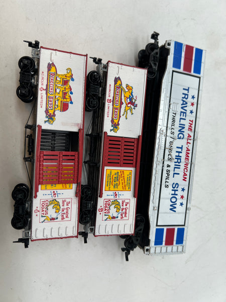 3CIRCAR SET OF 3 CIRCUS CARS  HO SCALE Used Excellent