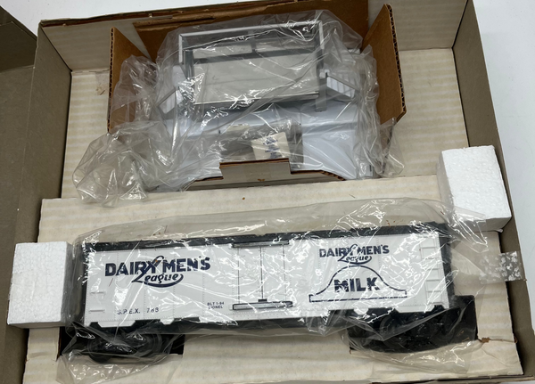 Lionel, 6-19818 dairyman league milk car 9818 O scale NEW