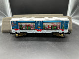 Lionel 2028470 THE POLAR EXPRESS PRESENT MINT CAR O SCALE Like New