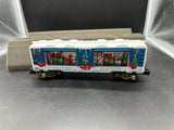 Lionel 2028470 THE POLAR EXPRESS PRESENT MINT CAR O SCALE Like New