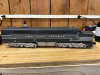 Lionel 6-18953 Alco PA-1 diesel locomotive NYC #2000 O SCALE Like New