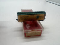 Con-Cor 0001-01352t Canada Dry woodsided reefer N SCALE Like New