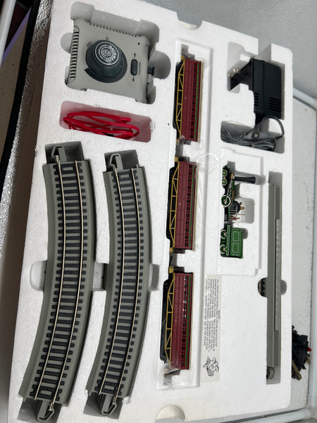 Bachmann 00690  the Pegasus ready to run steam engine passenger train set HO SCALE Used Excellent Damaged Box smoky as is